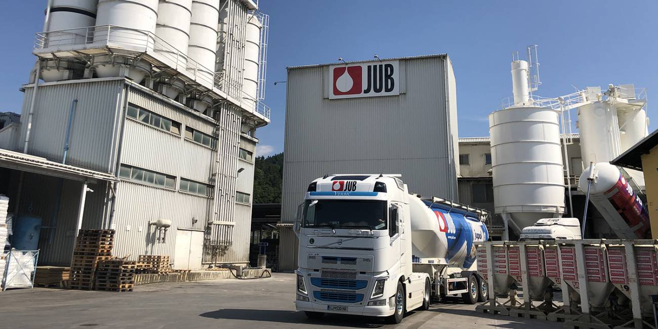 JUB modernized the production of powder raw materials