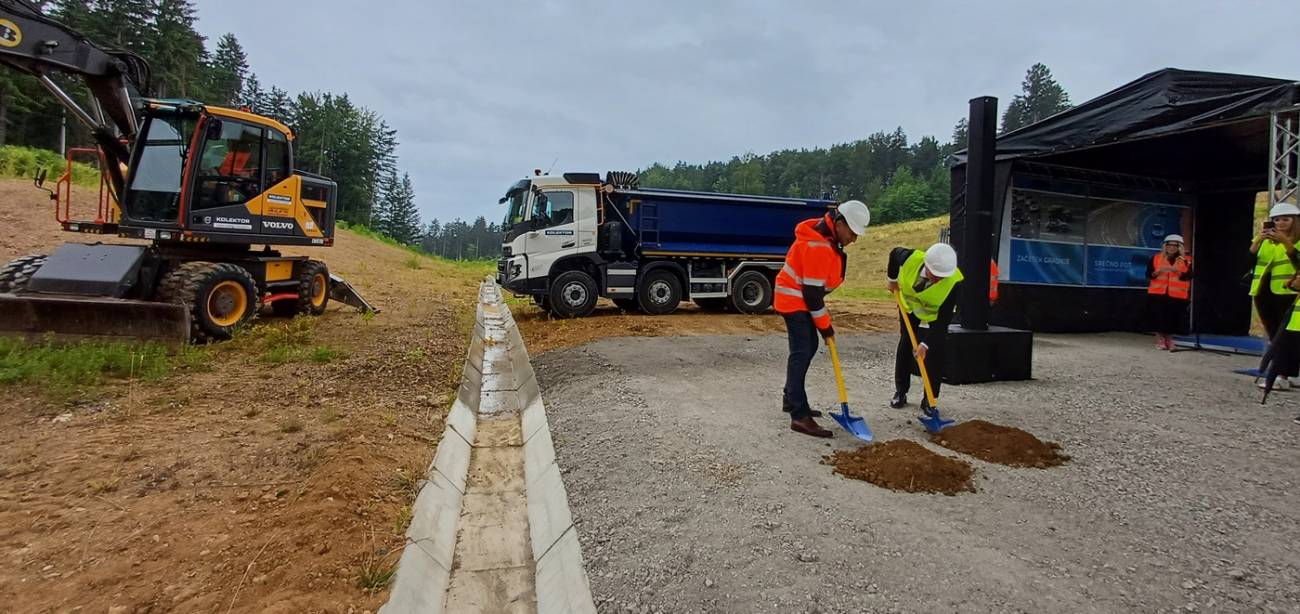 Začetek del na najzahtevnejšem odseku tretje razvojne osi proti Koroški – pomemben mejnik za slovensko infrastrukturo