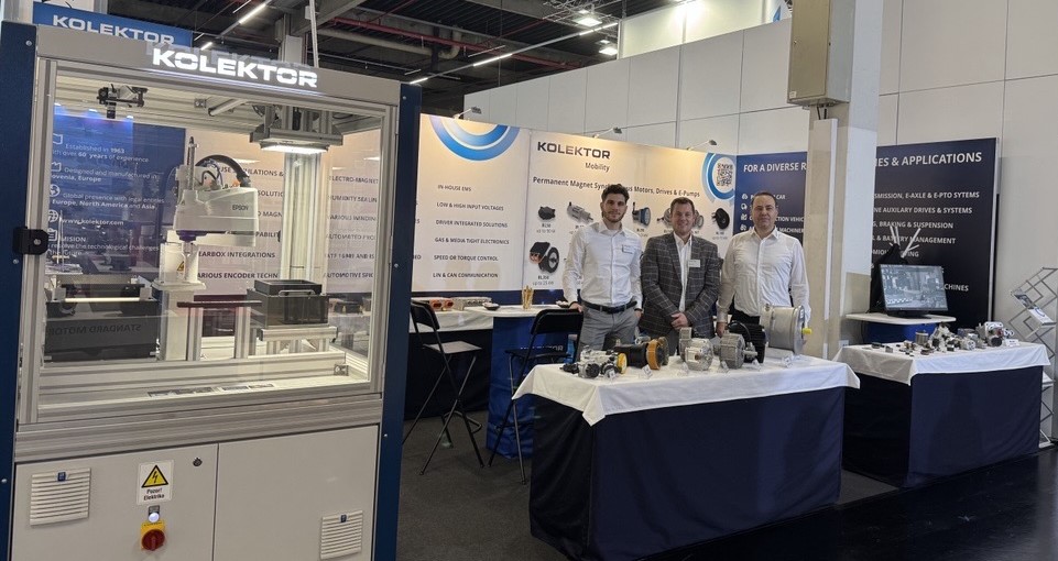 Kolektor team on SPS